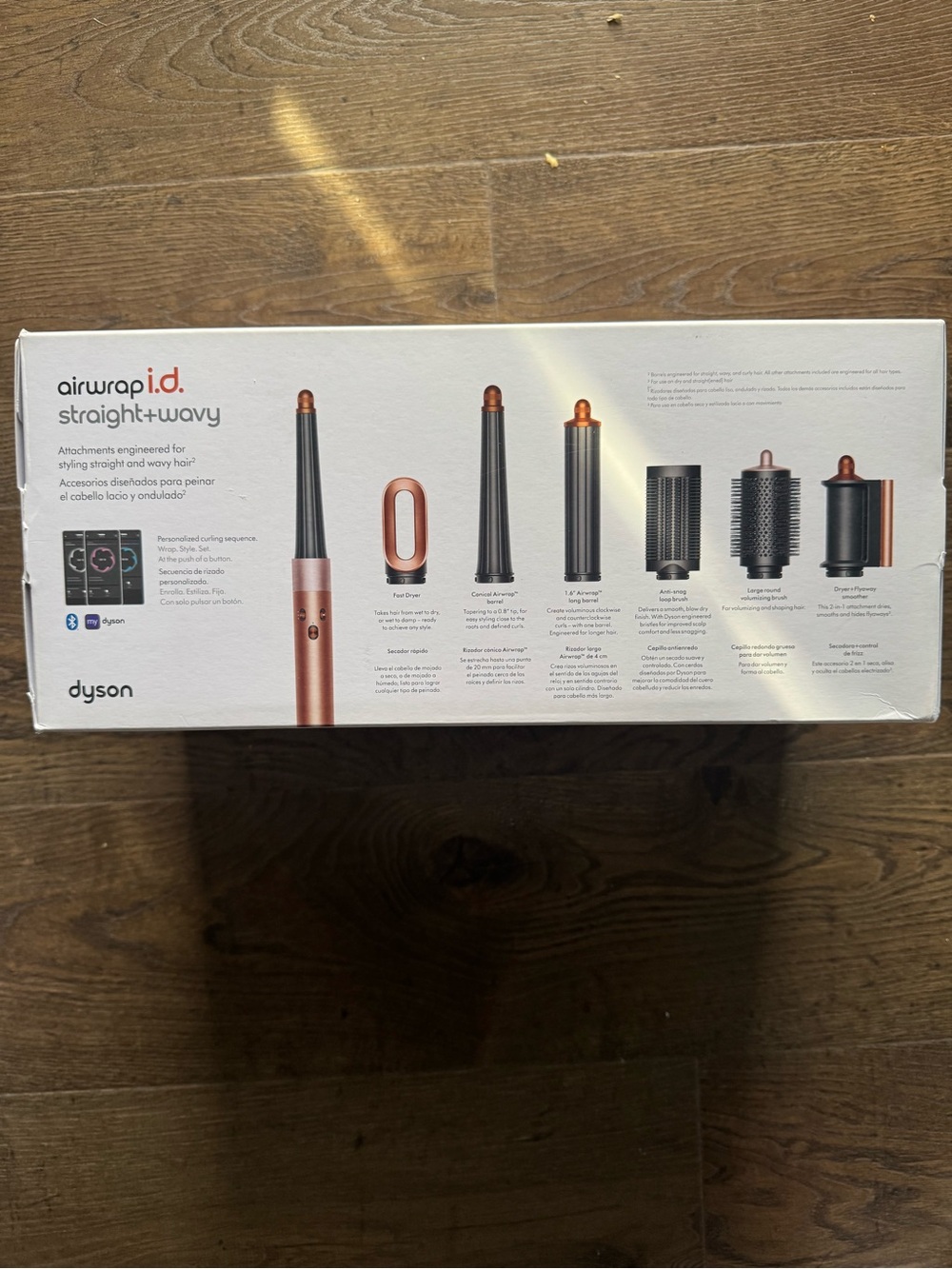 Dyson Airwrap i.d. styling set in white